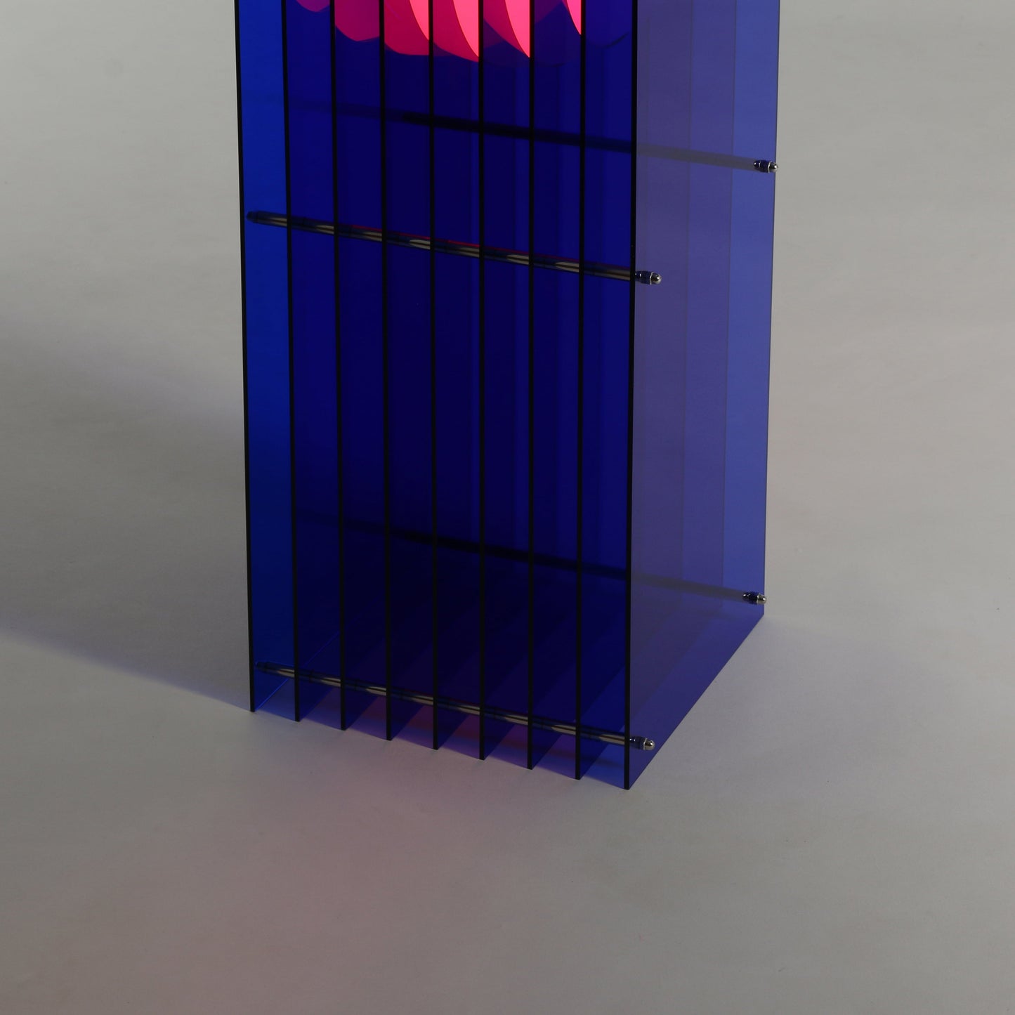 Lớp big rectangle in blue acrylic