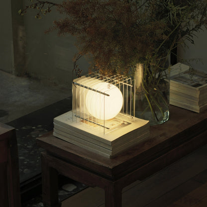 Lớp small square in clear acrylic