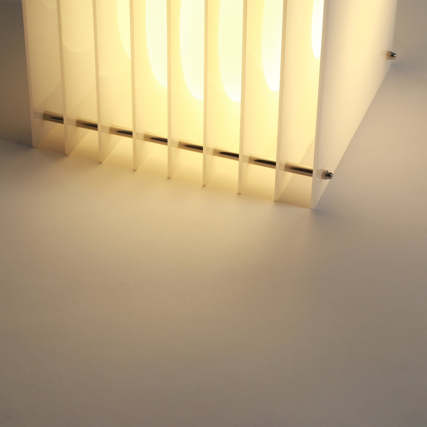 Lớp big square in milky acrylic